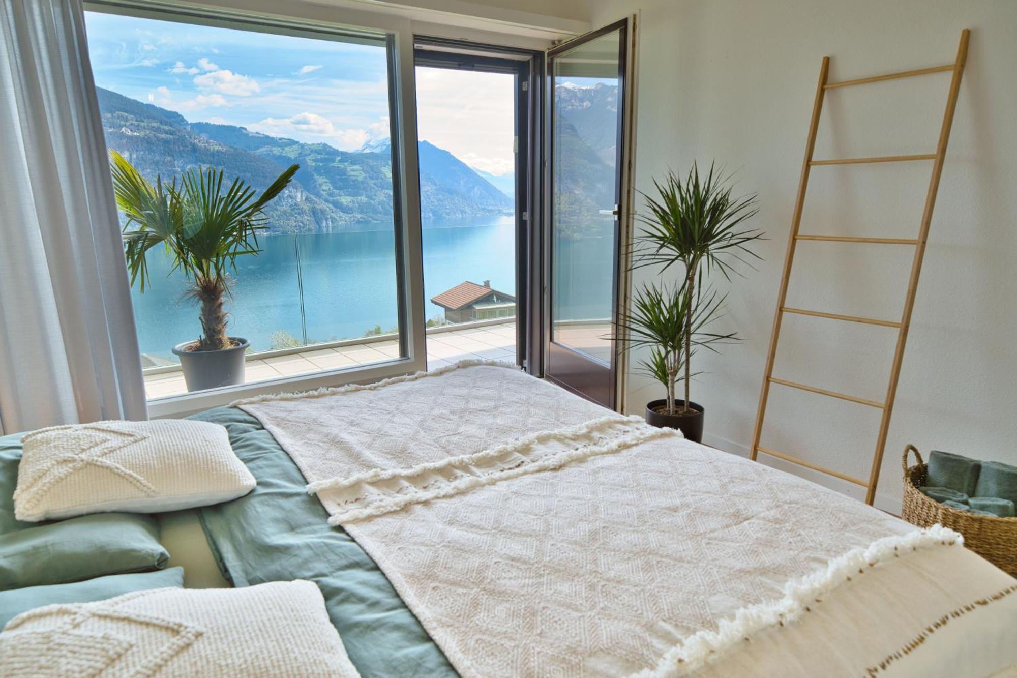 Dreamview Retreat - Breathtaking Views * Krattigen