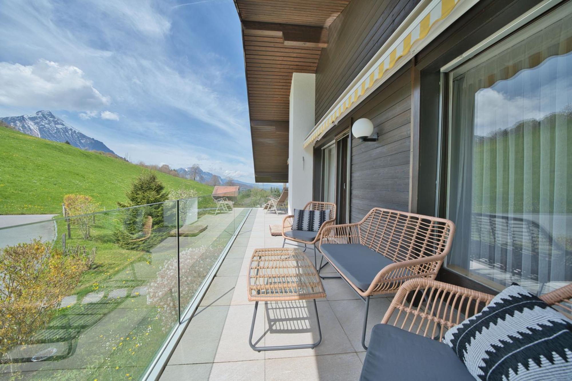 Dreamview Retreat - Breathtaking Views Krattigen
